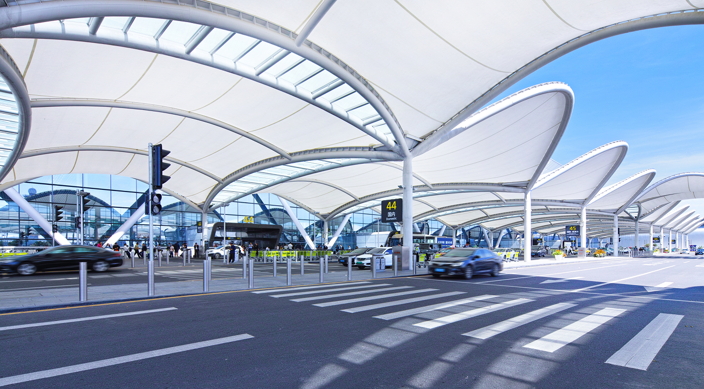 Tensile membrane canopy at the terminal frontage.